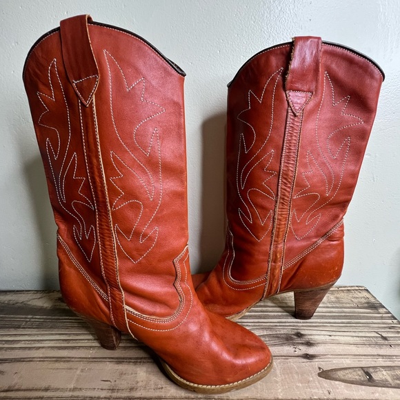 Jaguar Vintage Rust heeled boots western boho 70s 80s 8 cowboy Tangerine - Picture 2 of 9